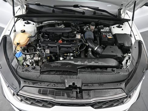 Used 2023 Kia K5 GT-Line w/ GT-Line Premium Package image 14