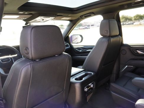 Used 2022 GMC Yukon Denali w/ Max Trailering Package image 28