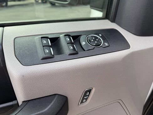 Used 2020 Ford F250 XL w/ Power Equipment Group image 18
