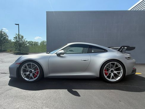 Certified 2022 Porsche 911 GT3 RWD image 2