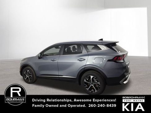 Certified 2025 Kia Sportage EX image 11