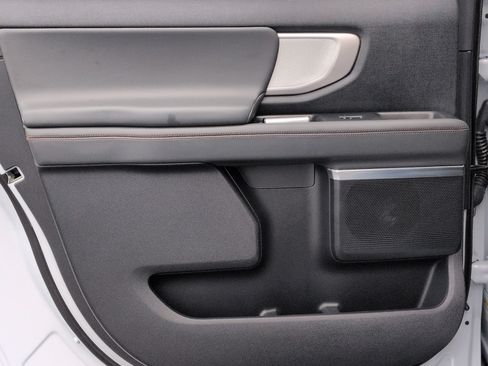 Certified 2025 Ford Expedition Max Active RWD image 27