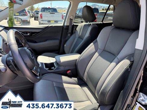 Used 2025 Subaru Outback Onyx Edition AWD/4WD image 14