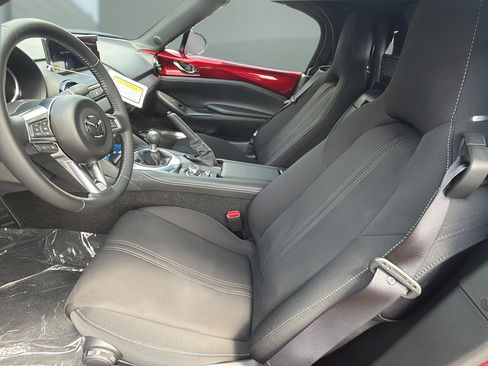 New 2026 MAZDA MX-5 Miata Club w/ Interior Package RWD image 10