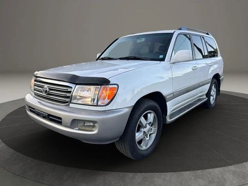 Used 2005 Toyota Land Cruiser image 1