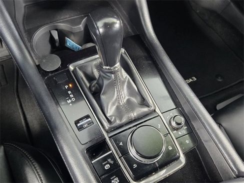 Used 2022 MAZDA MAZDA3 s image 23