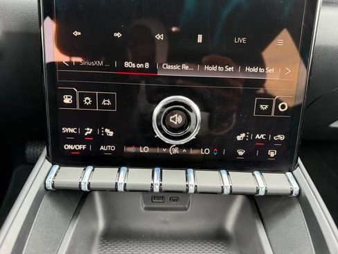 Used 2026 GMC Terrain Elevation w/ Elevation Premium Package AWD/4WD image 15