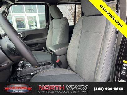 New 2025 Jeep Gladiator Sport