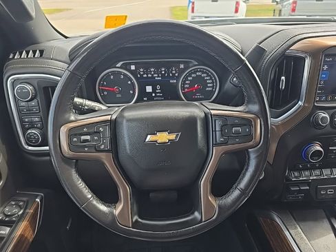 Used 2022 Chevrolet Silverado 3500 High Country w/ Safety Package II image 10