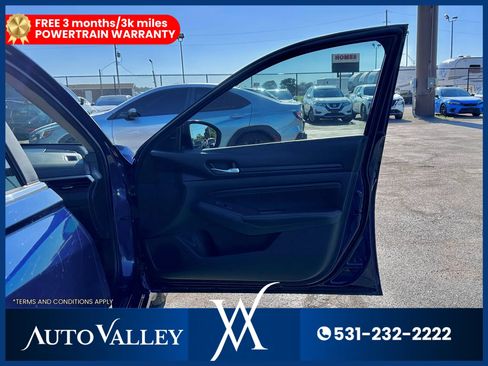 Used 2020 Nissan Altima 2.5 SR w/ Premium Package image 15