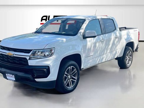 Used 2021 Chevrolet Colorado W/T w/ Custom Special Edition AWD/4WD image 3