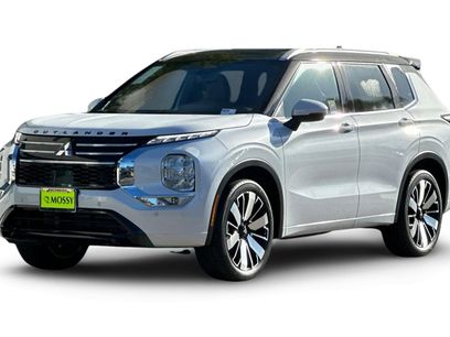 New 2025 Mitsubishi Outlander SEL