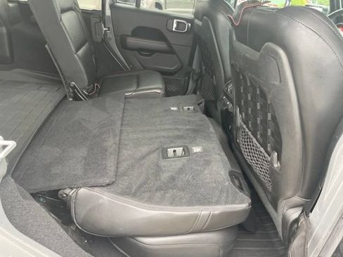 Used 2019 Jeep Wrangler Unlimited Rubicon AWD/4WD image 61