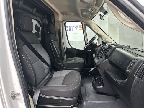 Used 2021 RAM ProMaster 2500 FWD image 19
