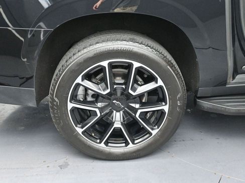 Used 2024 Chevrolet Suburban RST w/ Luxury Package image 44