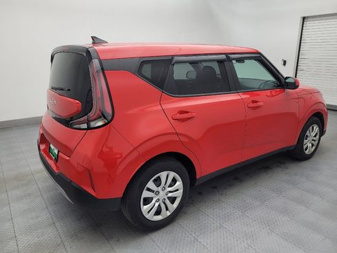 Used 2025 Kia Soul LX image 10
