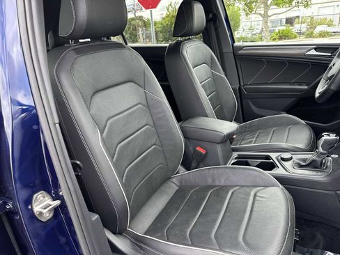 Used 2024 Volkswagen Tiguan SEL R-Line image 21