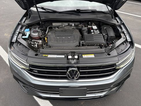 Used 2022 Volkswagen Tiguan SE R-Line AWD/4WD image 36