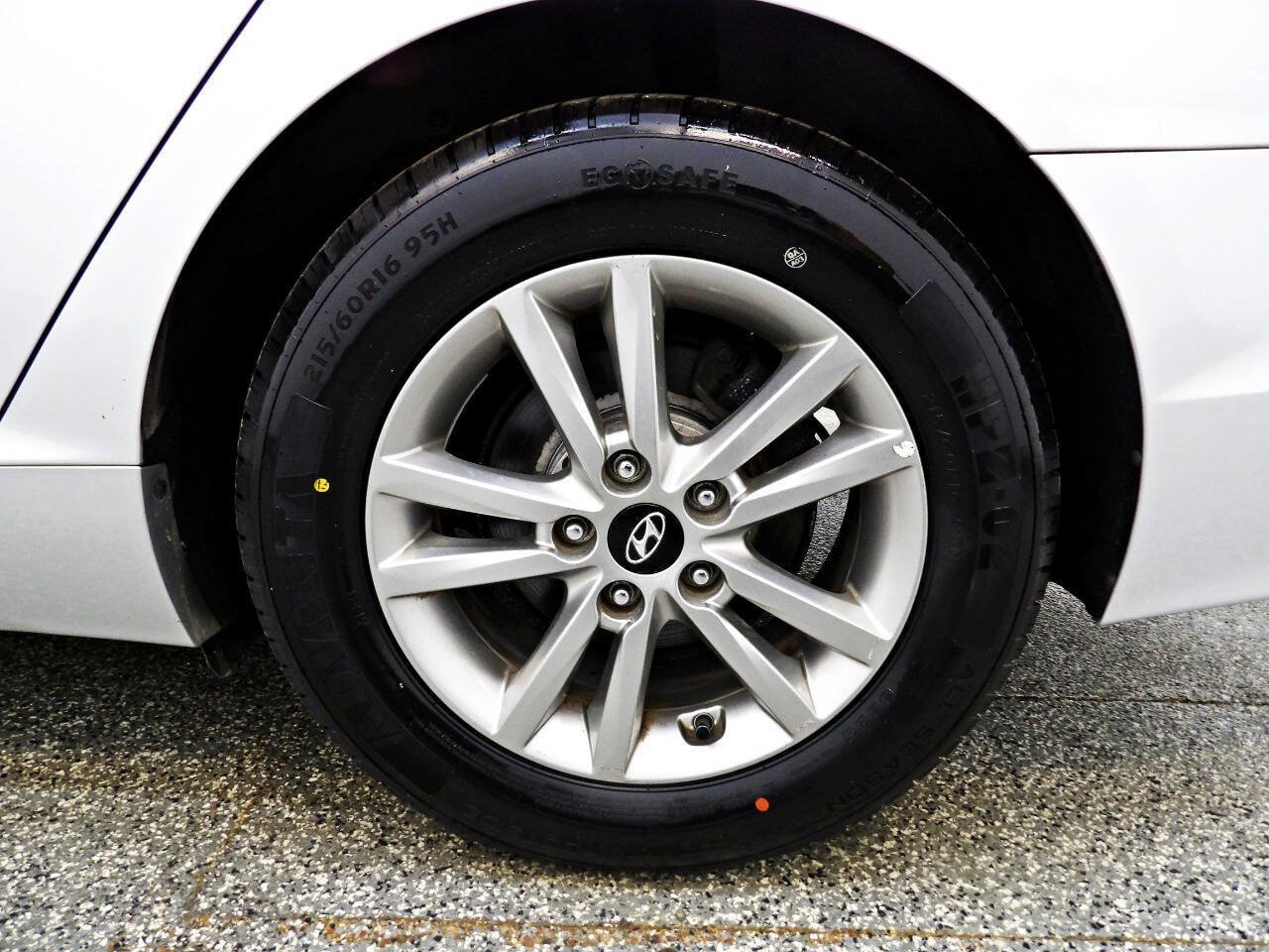 Used 2017 Hyundai Sonata SE FWD image 18