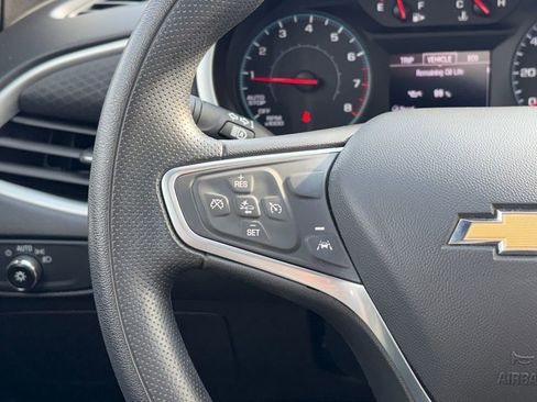 Used 2023 Chevrolet Malibu LT image 12