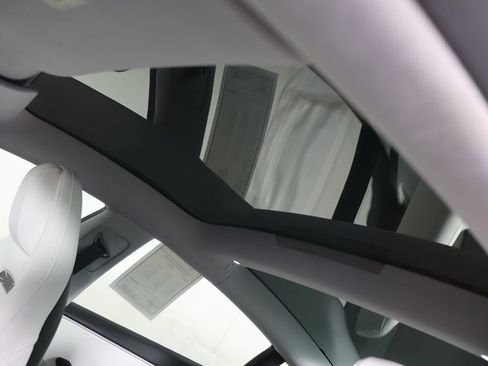 Used 2024 Tesla Model 3 Performance AWD/4WD image 20