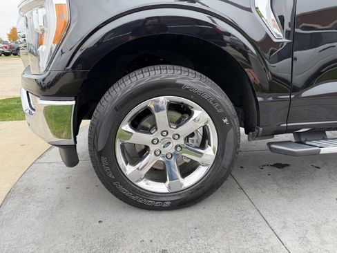 Certified 2021 Ford F150 XLT w/ Equipment Group 302A High image 4