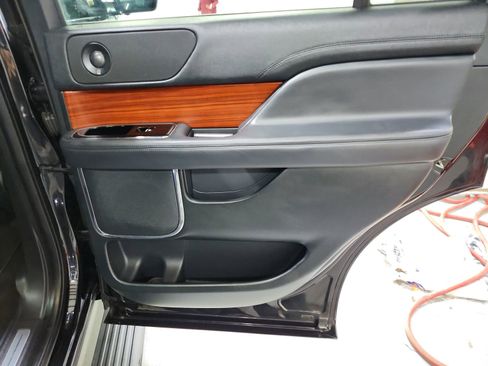 Used 2024 Lincoln Navigator Reserve image 43