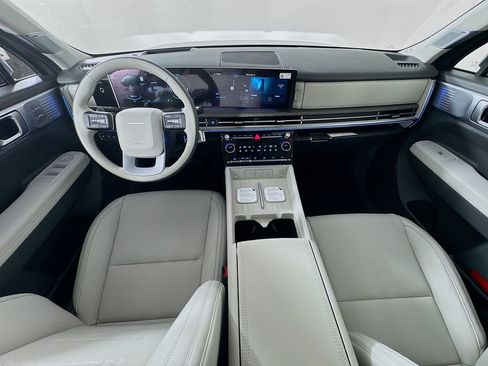 Used 2026 Hyundai Santa Fe Calligraphy AWD/4WD image 25