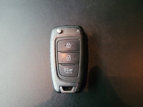 Used 2021 Hyundai Palisade SE AWD/4WD image 32