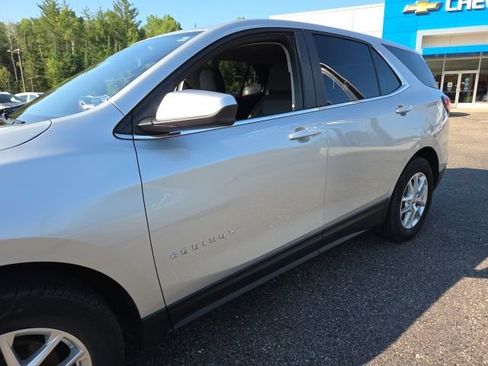 Used 2022 Chevrolet Equinox LT AWD/4WD image 34