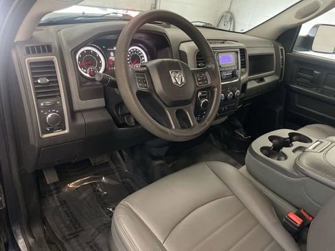 Used 2018 RAM 1500 Tradesman AWD/4WD image 4
