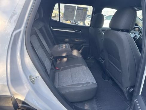 Used 2026 GMC Terrain Elevation FWD image 17
