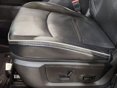 Used 2024 RAM 2500 Laramie w/ Night Edition image 48