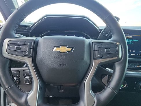 Used 2023 Chevrolet Silverado 1500 LT AWD/4WD image 12