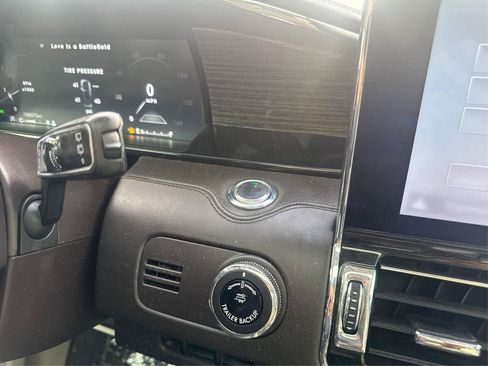 Used 2018 Lincoln Navigator L Black Label AWD/4WD image 25
