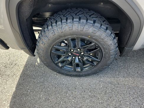 New 2026 GMC Sierra 1500 Elevation AWD/4WD image 7
