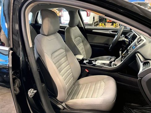 Used 2016 Ford Fusion S FWD image 11