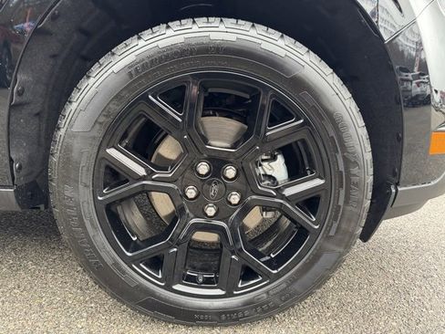 New 2025 Ford Maverick XLT w/ XLT Luxury Package image 11