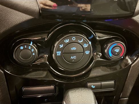 Used 2019 Ford Fiesta SE w/ Equipment Group 201A image 24