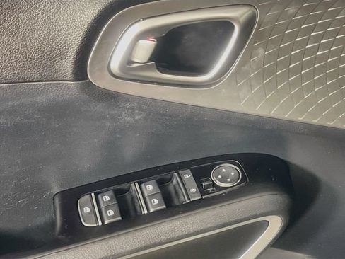 Used 2022 Kia Soul LX FWD image 18