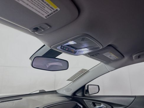 Used 2021 Chevrolet Malibu LS FWD image 18