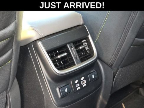 Used 2025 Subaru Outback Onyx Edition XT w/ Popular Package #2 AWD/4WD image 11