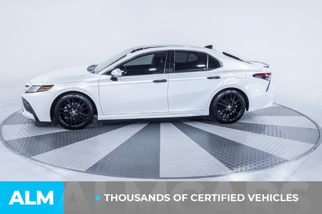 Used 2021 Toyota Camry XSE w/ Navigation Package FWD image 4