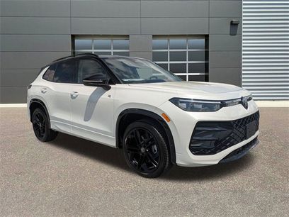 New 2025 Volkswagen Tiguan SE R-Line