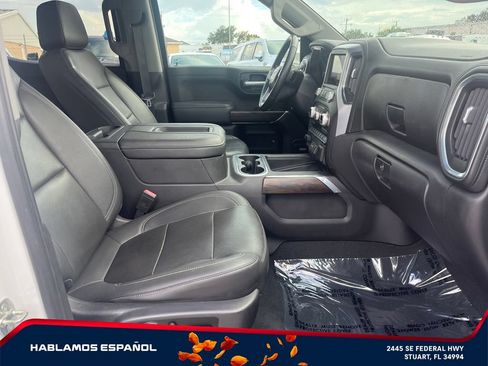 Used 2021 GMC Sierra 1500 SLT w/ SLT Premium Plus Package AWD/4WD image 19