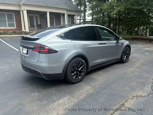 Used 2024 Tesla Model X AWD/4WD image 8