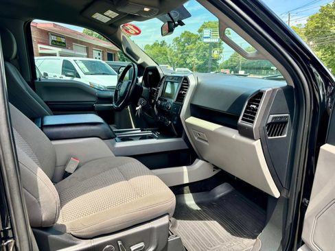 Used 2018 Ford F150 XLT w/ Equipment Group 302A Luxury AWD/4WD image 13