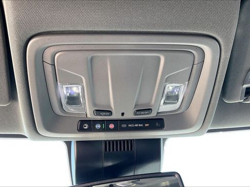 Used 2023 GMC Sierra 1500 SLT RWD image 33