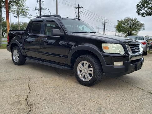 Used 2008 Ford Explorer Sport Trac XLT AWD/4WD image 10