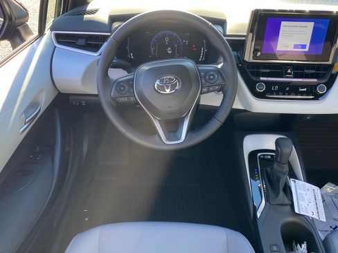 New 2026 Toyota Corolla SE image 9